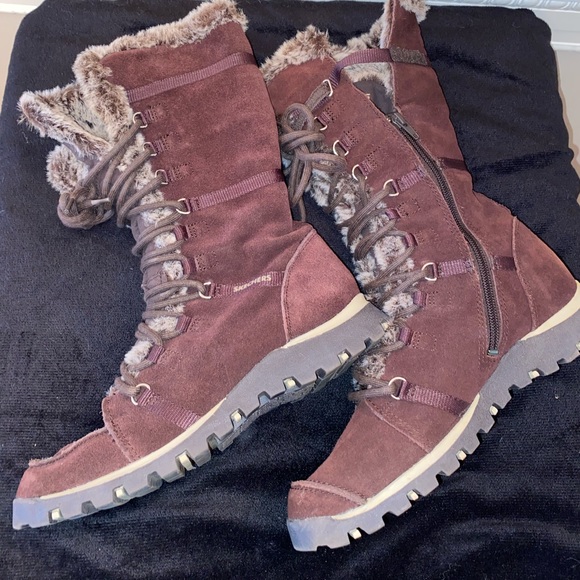 Skechers Shoes - Sketchers Hiking Boots